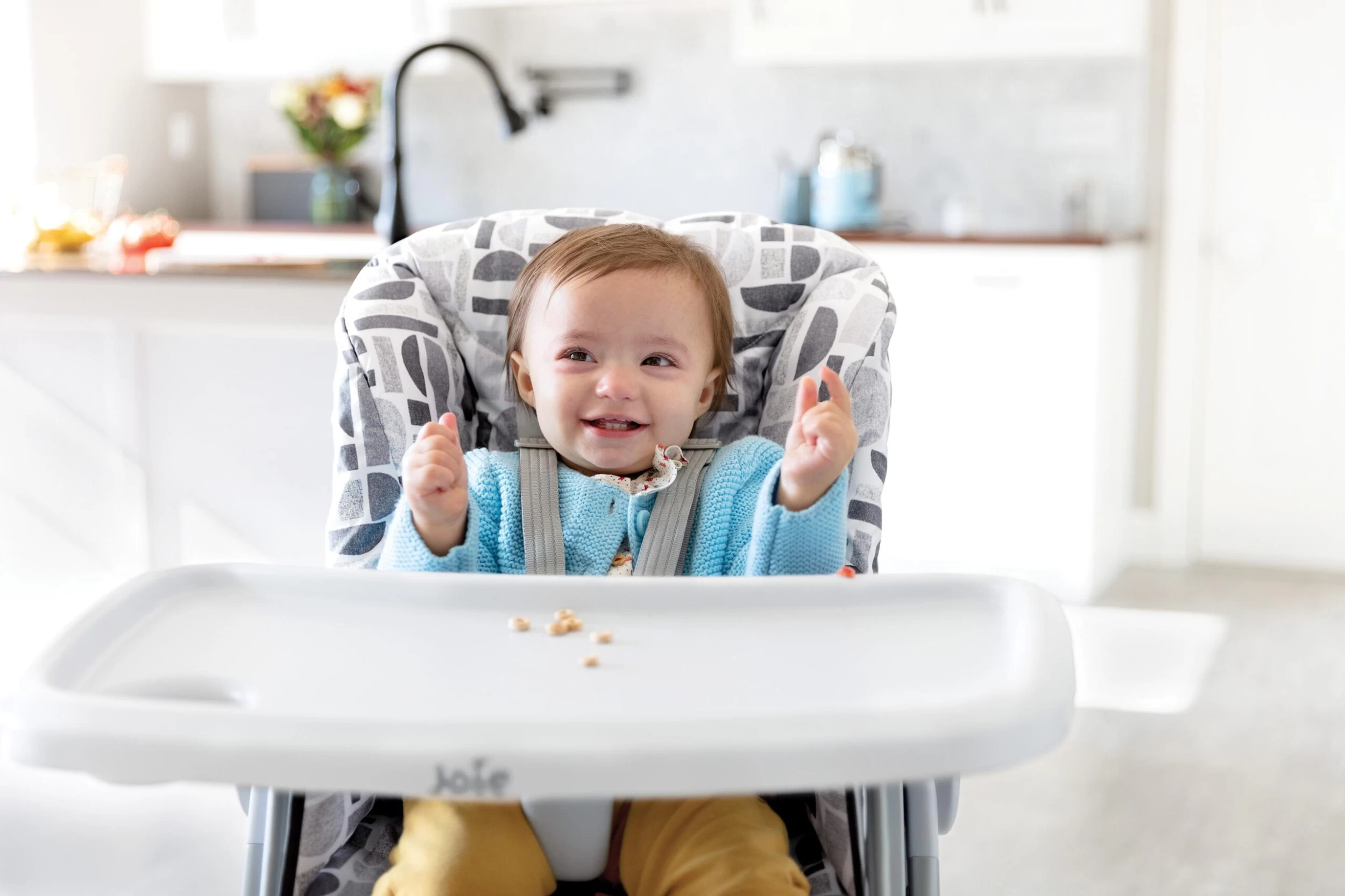 Joie Snacker 2in1 High Chair - Logan 6 Joie Snacker 2in1 High Chair - Logan - Image 4