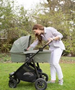Joie Ramble XL Carrycot - Laurel -Joy Shop joie joie ramble xl carrycot laurel 34523275788453