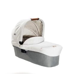 Joie Ramble Carrycot Signature Oyster